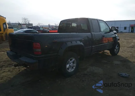2000 Dodge Ram 1500 St from USA, damaged, VIN 1B7HC13ZXYJ136894